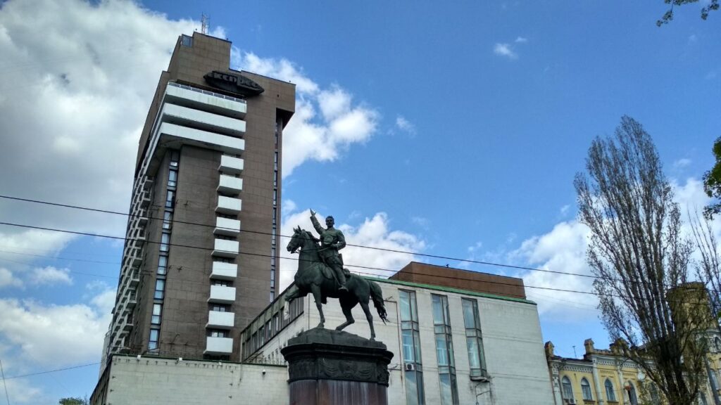 Пам'ятник Миколі Щорсу у Києві. Фото: Kashtan Media