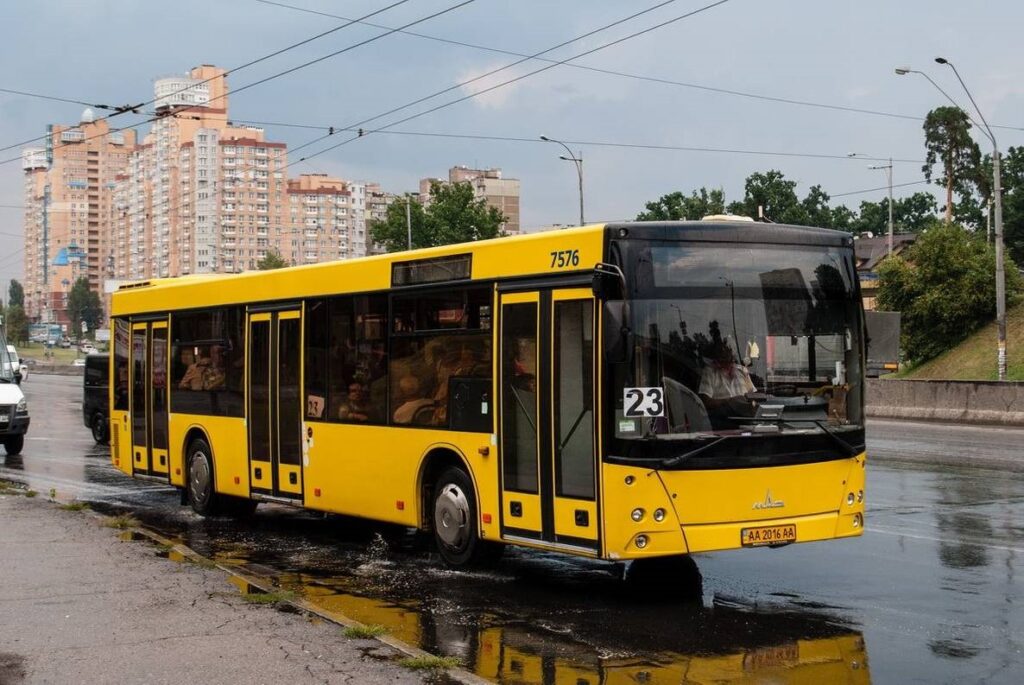 23 автобус у Києві