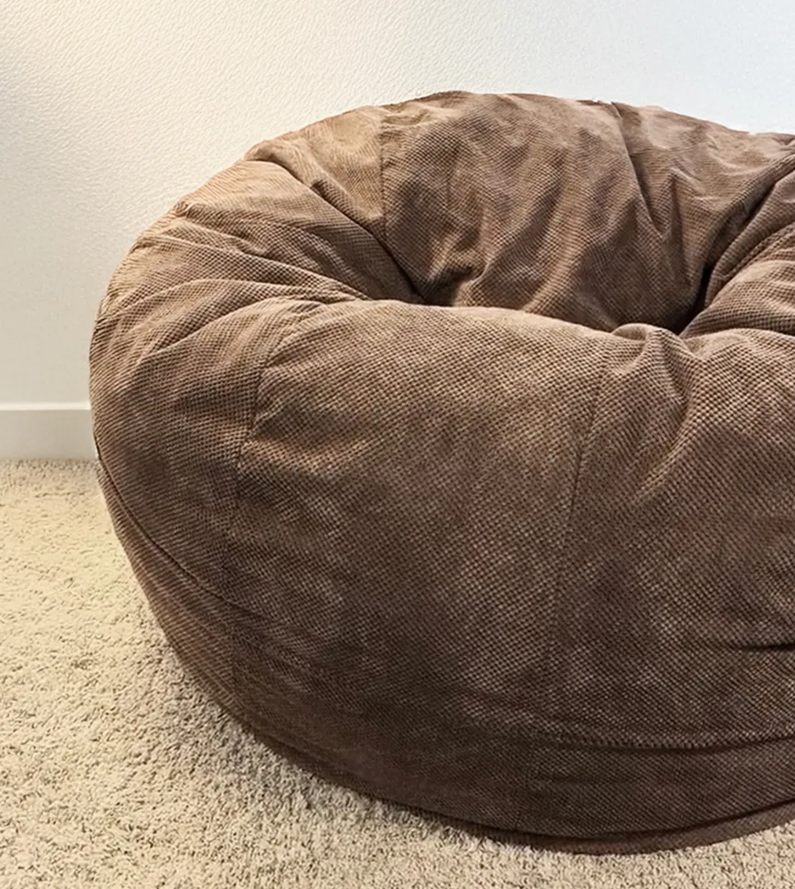 безкаркасний пуф-крісло