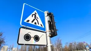 У Києві стає більше світлофорів із звуковим сигналом