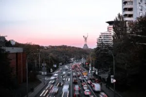 У Києві зупиняють скандальне будівництво на Печерську